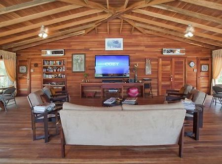 Royal Palm Island Hotel Belize City Dalaman gambar